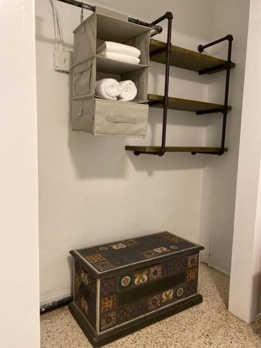 Stayover In Miami Home 2Br - 1Bth - Free Parking Eksteriør bilde