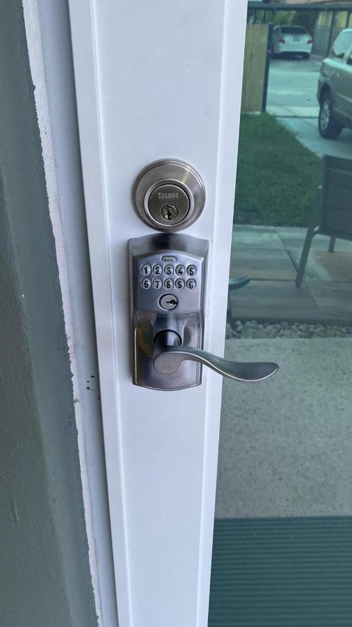 Stayover In Miami Home 2Br - 1Bth - Free Parking Eksteriør bilde